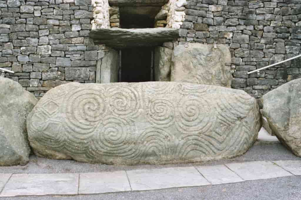 Newgrange: Η Ιρλανδική "Αμφίπολη" των Αρχαίων Ελλήνων;